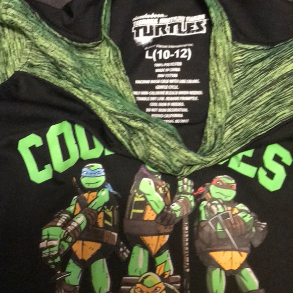 Boys large TMNT long sleeve and Fearless tank - Picture 3 of 7